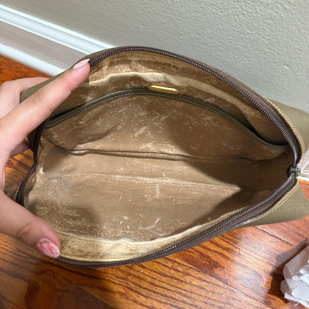 Gucci Plus Vintage Toiletry Bag - Picture 7 of 9